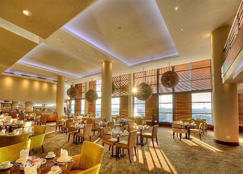 City Lodge Hotel At Or Tambo International Airport Кемптън Парк Екстериор снимка